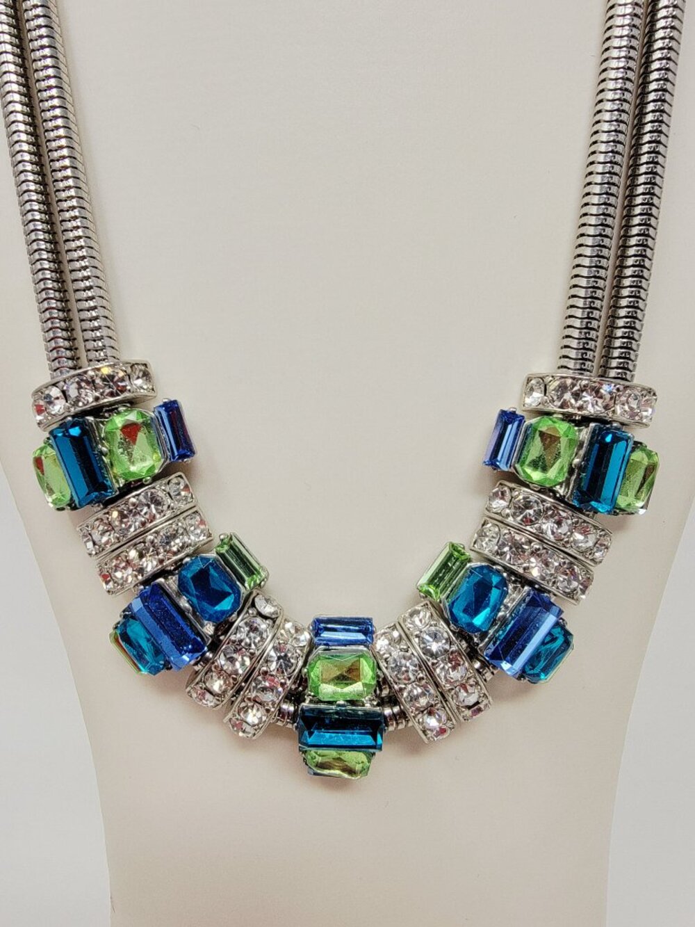 Multi Strand Snake Chain Blue Green Crystal Rhinestone Statement Necklace - Picture 5 of 5